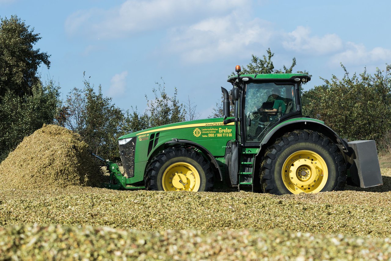 Bild 109 - Maisernte